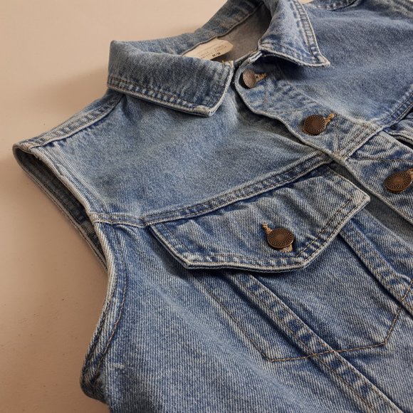 Cheyenne Blue Wash Vintage Denim Vest - Picture 3 of 16